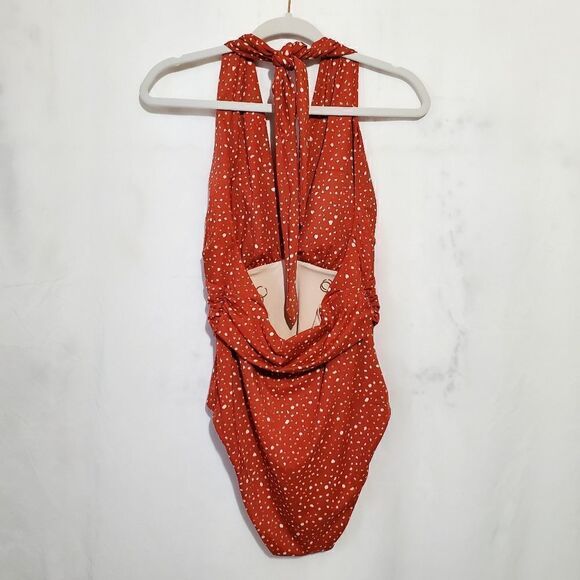 Chelsea28 Convertible One-Piece Swimsuit - Picture 3 of 8